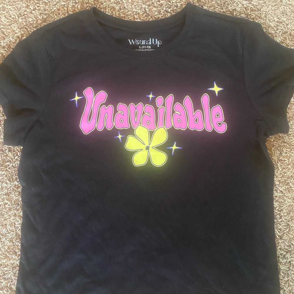 Unavailable T Shirt 70s Vibe